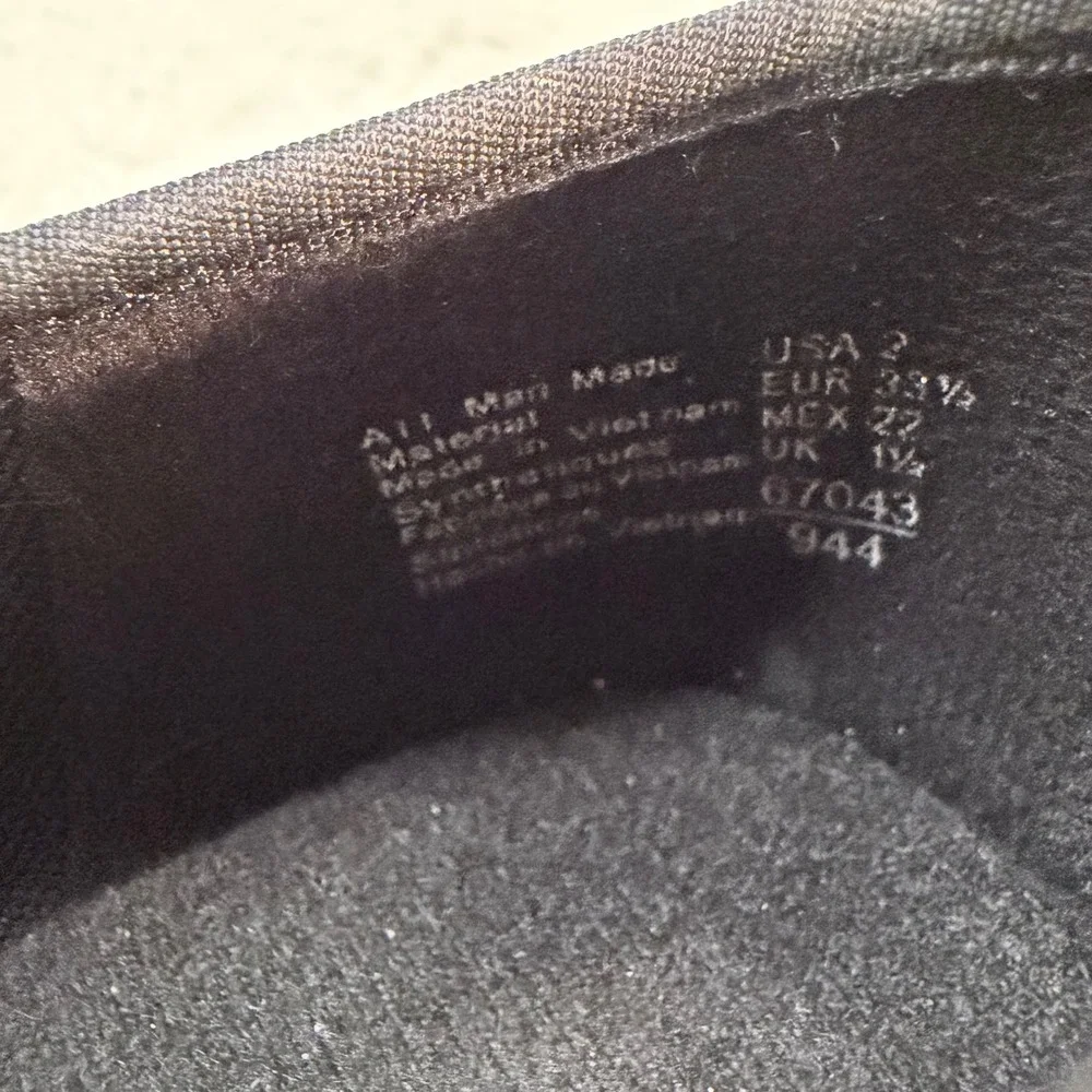 ABT American Ballet Theatre Spotlights Black Patent Tap Shoes Kids Size 2 67043